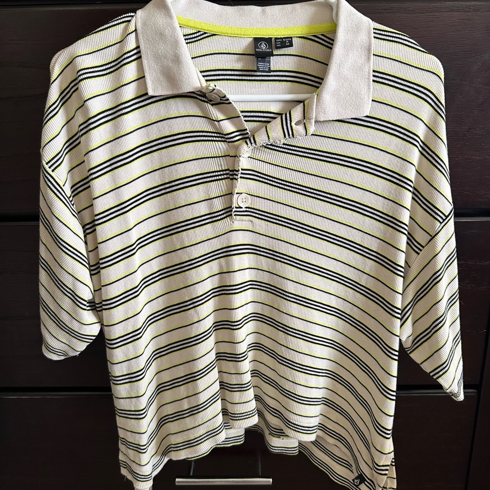 Volcom White and Black Polo Shirt Classic Casual Style